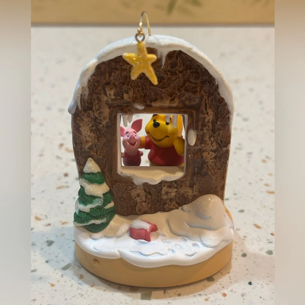 Hallmark Keepsake 2008 “Lucky‎ Star” Winnie the Pooh Ornament • Magic Sound Rare